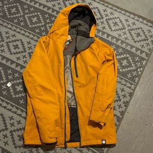 Men’s small ride snowboard jacket